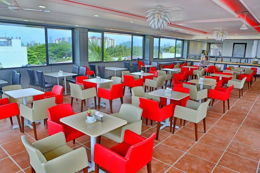 Earl'S Red Colombo Hotel Exterior foto